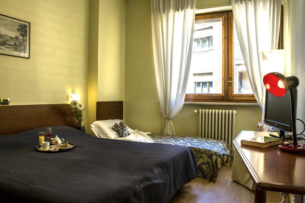 אלסנדריה Domus Hotel מראה חיצוני תמונה