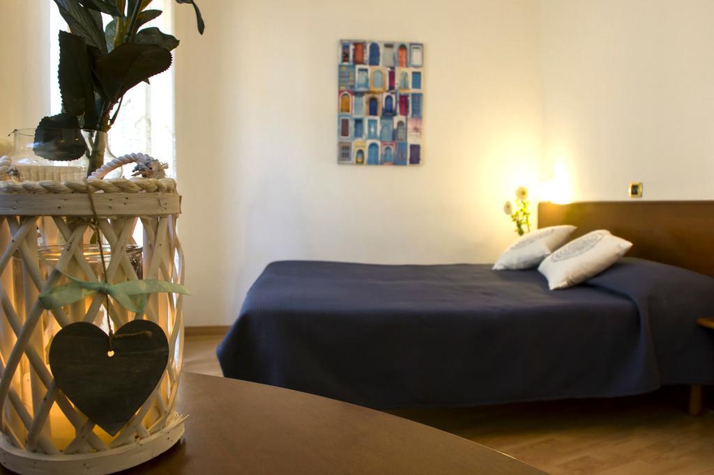 אלסנדריה Domus Hotel מראה חיצוני תמונה