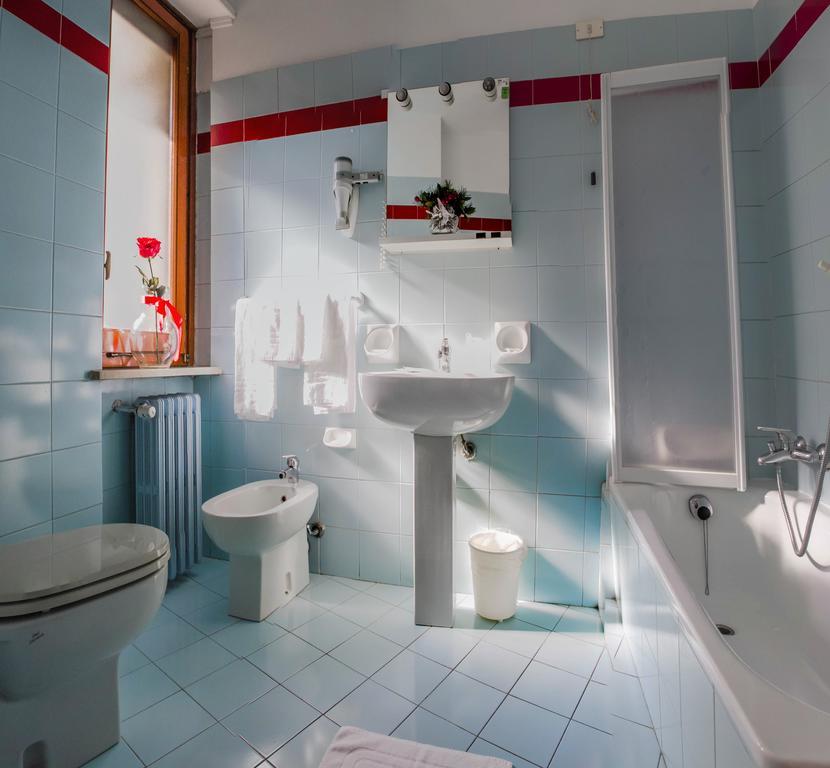 אלסנדריה Domus Hotel מראה חיצוני תמונה