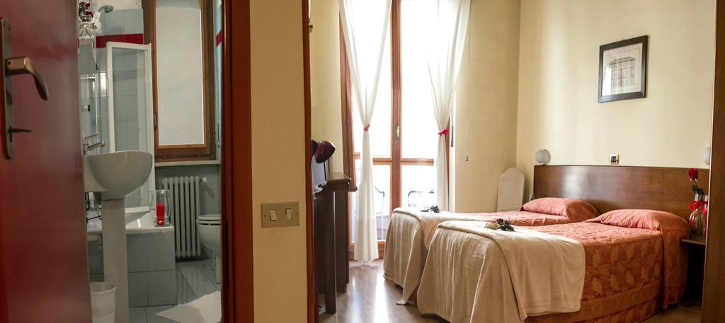 אלסנדריה Domus Hotel מראה חיצוני תמונה